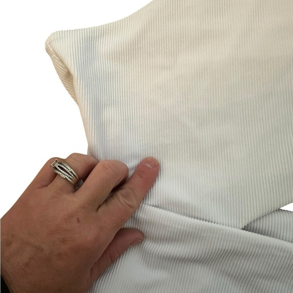 NWT Beach Riot Women's Carlie One Piece Asymmetrical Swimsuit - White XS - Picture 10 of 10